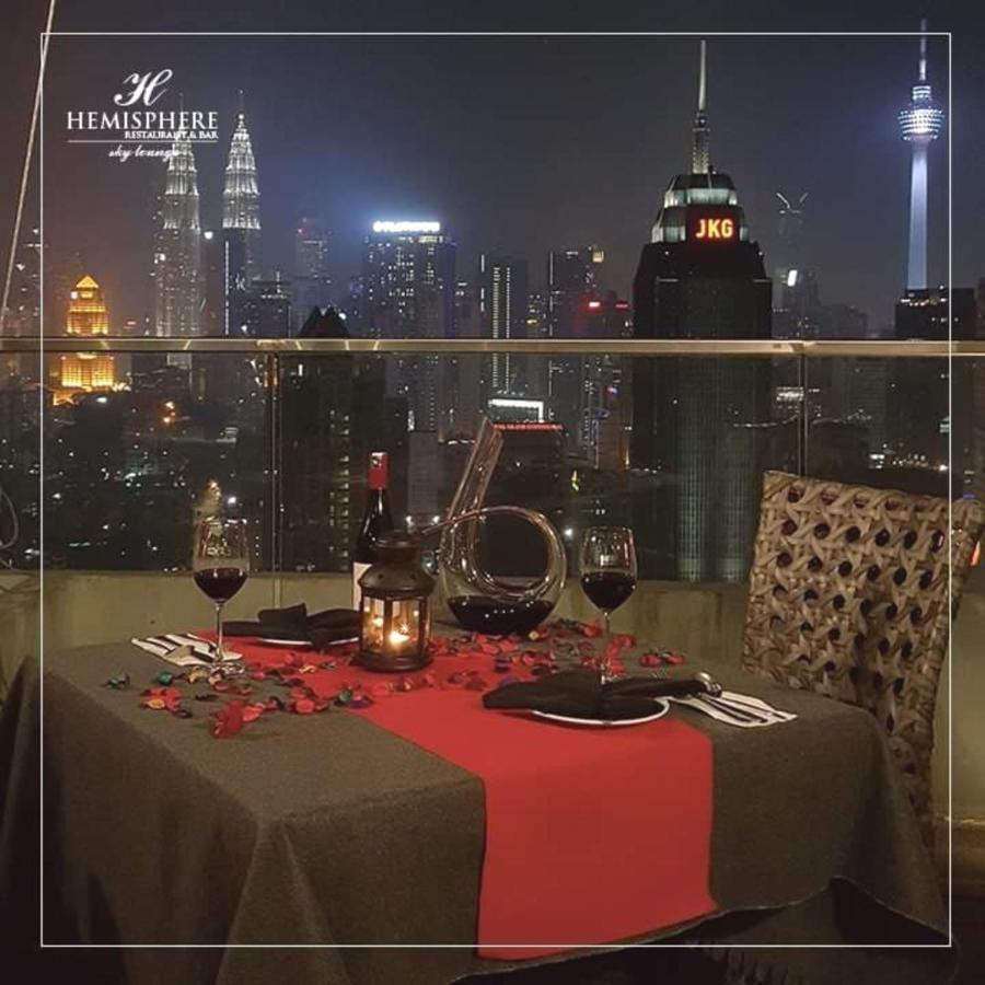 Klcc Inifinity Pool - The Regalia Residences & Suites By Kl Minsu Kuala Lumpur Exterior foto